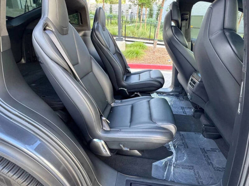 2019 Tesla Model X 100D