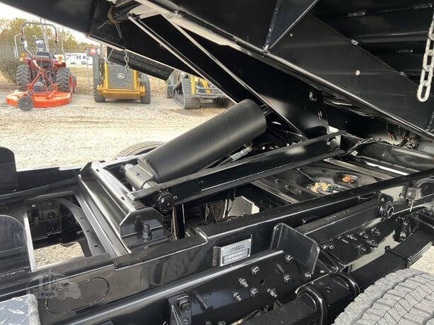 2022 Chevrolet Silverado 6500HD