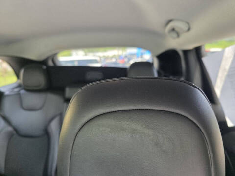 2020 Jeep Cherokee Altitude