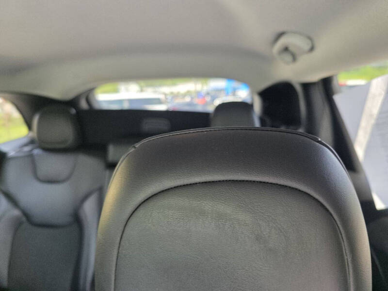 2020 Jeep Cherokee Altitude