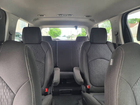 2016 GMC Acadia SLE-2