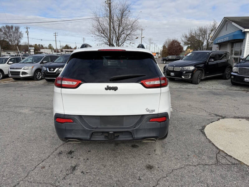 2017 Jeep Cherokee Sport Altitude