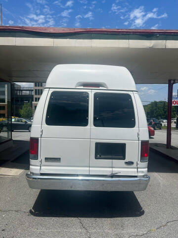 2008 Ford E-Series E-250