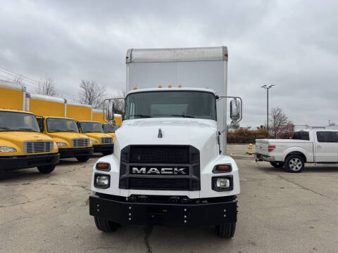 2022 Mack MD6