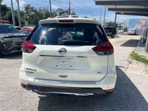 2020 Nissan Rogue SL