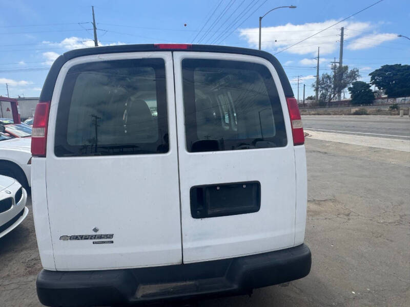 2012 Chevrolet Express 2500