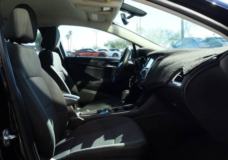 2018 Chevrolet Cruze LT Auto