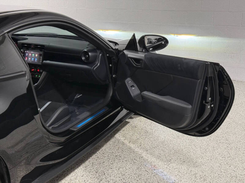 2024 Toyota GR86 Premium