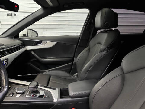 2017 Audi A4 2.0T quattro Premium Plus