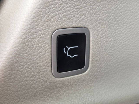 2024 Chrysler Pacifica Plug-In Hybrid Select