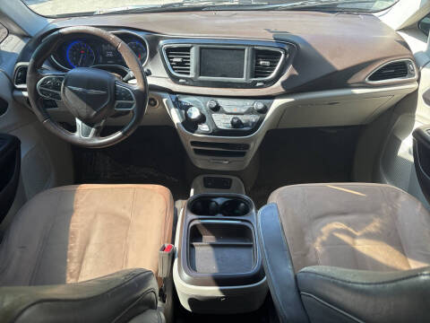 2018 Chrysler Pacifica Touring L