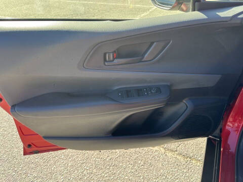 2024 Toyota Prius LE