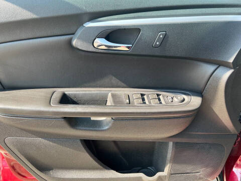 2011 Chevrolet Traverse LT