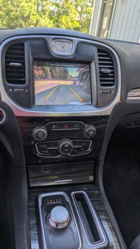 2016 Chrysler 300 Limited