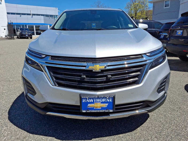 Used 2022 Chevrolet Equinox LT with VIN 3GNAXKEV8NL170916 for sale in Hawthorne, NJ