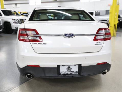 2015 Ford Taurus SEL