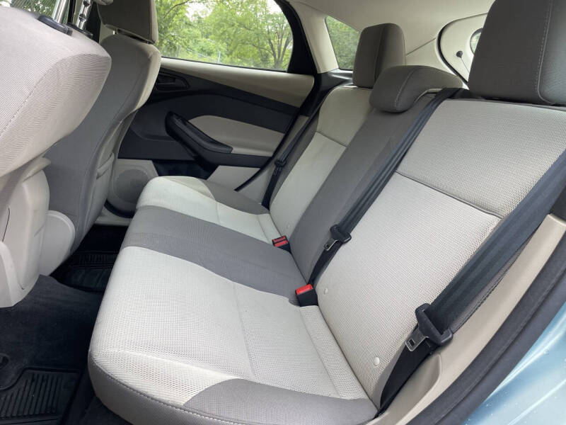 2012 Ford Focus SE
