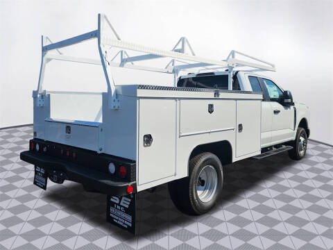 2025 Ford F-350 Super Duty XL