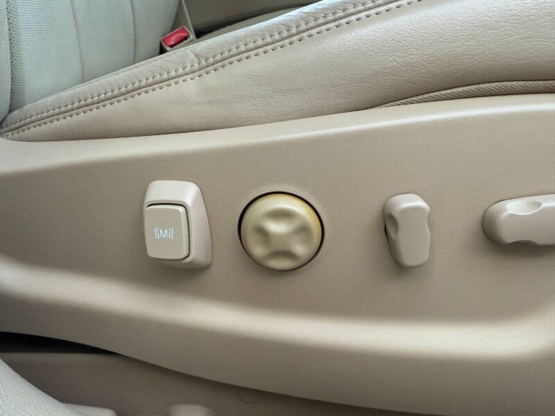 2007 Cadillac DTS Luxury II