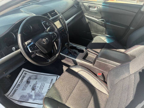 2016 Toyota Camry SE