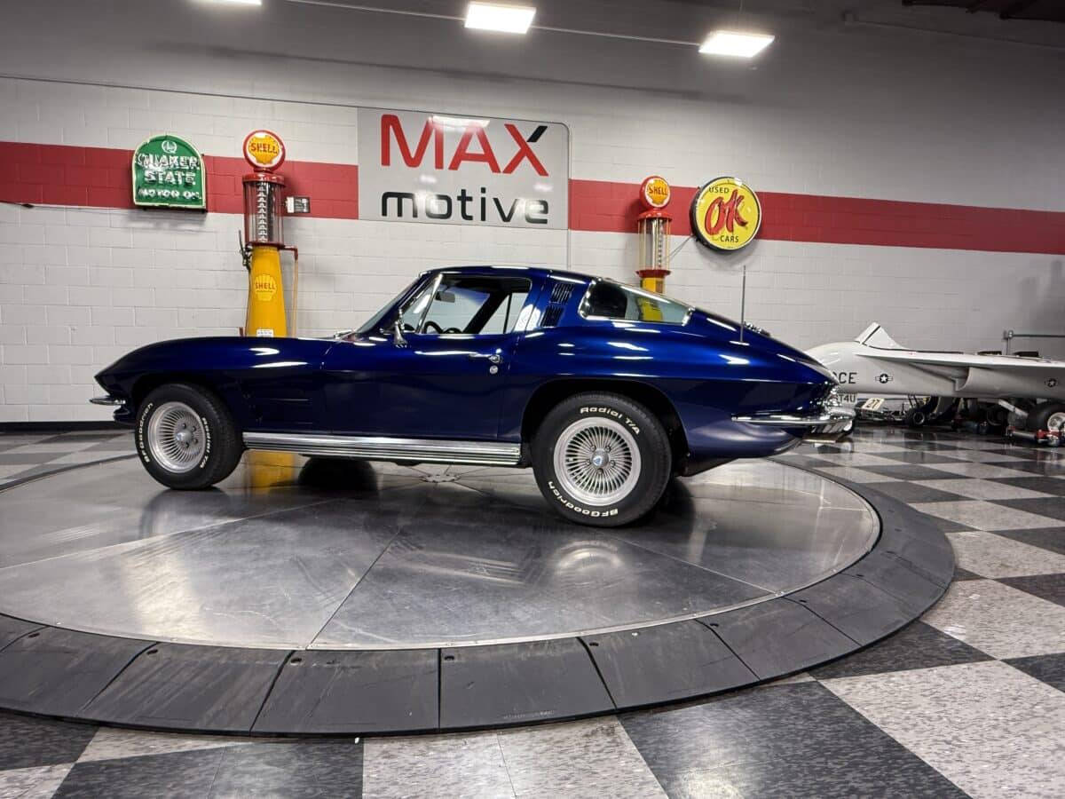 1964 Chevrolet Corvette 8