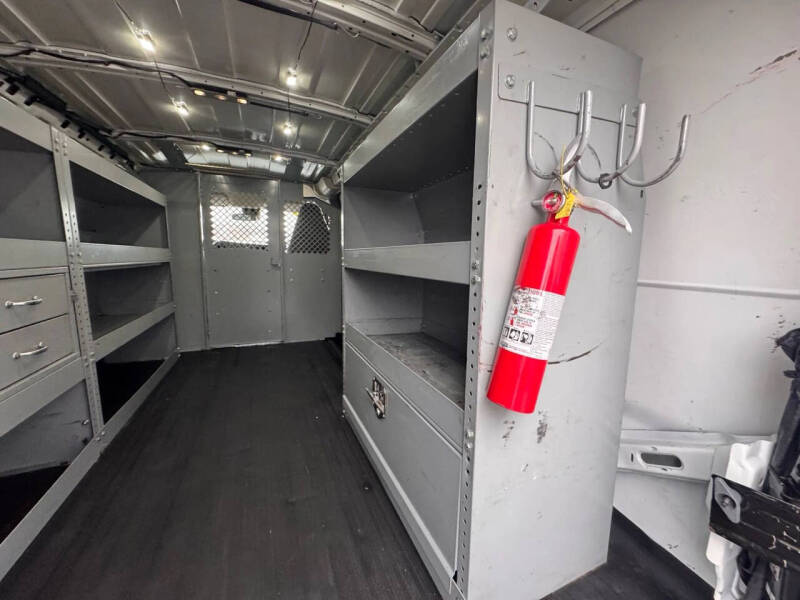 2021 Chevrolet Express 2500