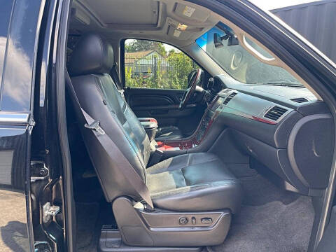 2012 Cadillac Escalade EXT Premium
