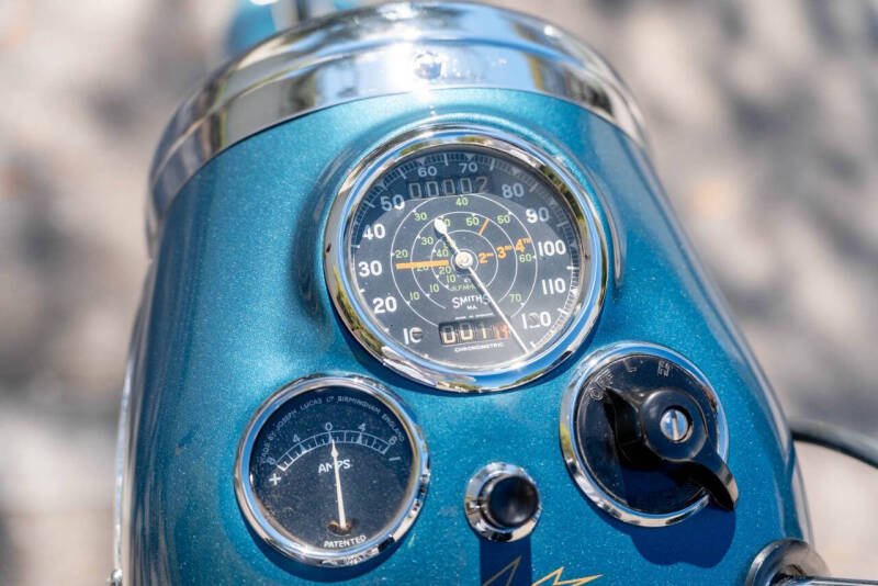 1952 Triumph Thunderbird