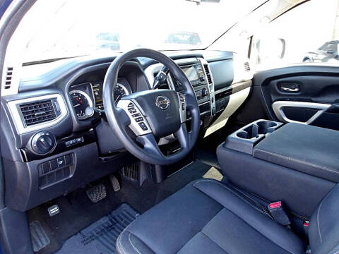 2018 Nissan Titan SV