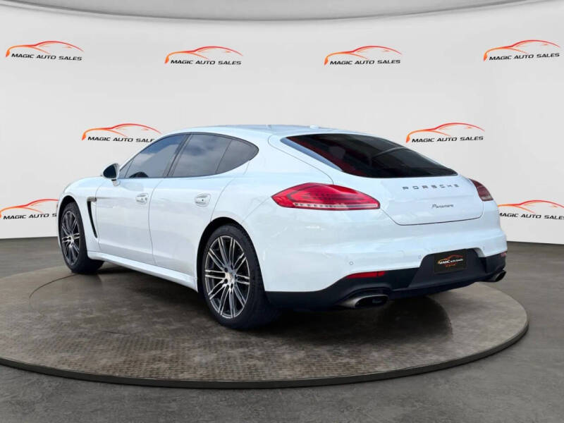 2015 Porsche Panamera