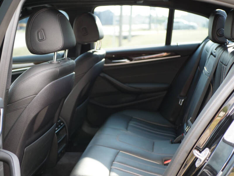 2019 BMW 5 Series 540i