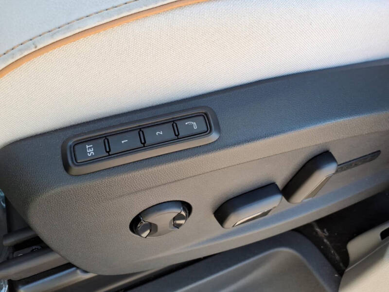 2025 Volkswagen ID. Buzz 1st Edition 4Motion
