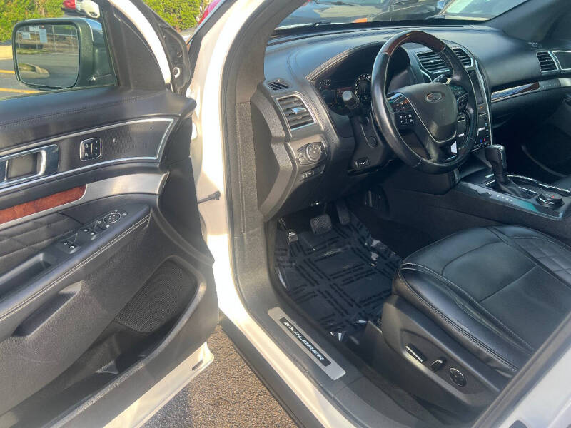 2016 Ford Explorer Platinum