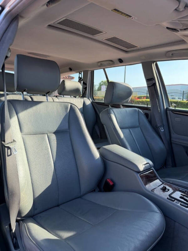 2002 Mercedes-Benz E-Class E 320 4MATIC