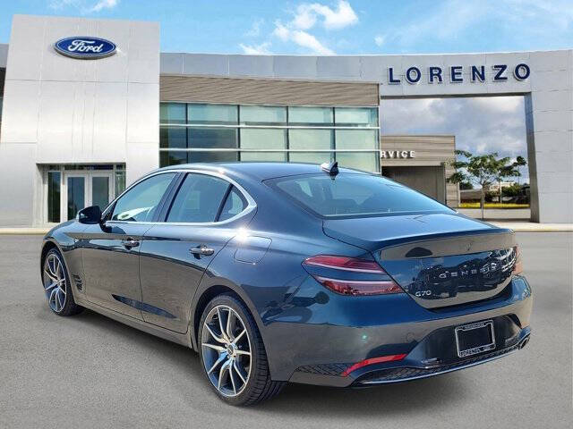 2023 Genesis G70