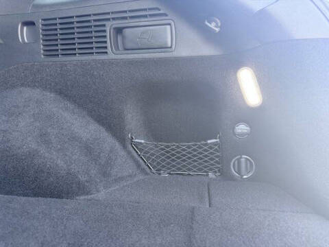 2022 Genesis GV70 2.5T Standard