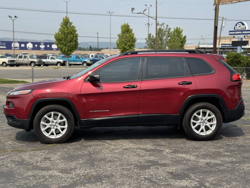 2017 Jeep Cherokee Sport