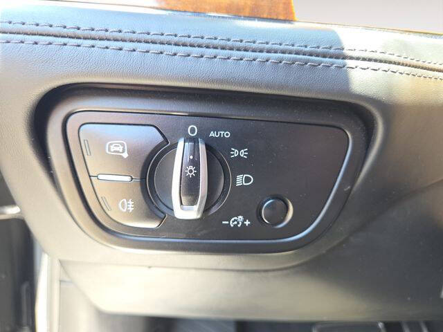 2018 Bentley Bentayga W12 Signature Edition