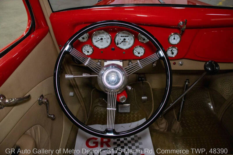 1934 Ford Tudor