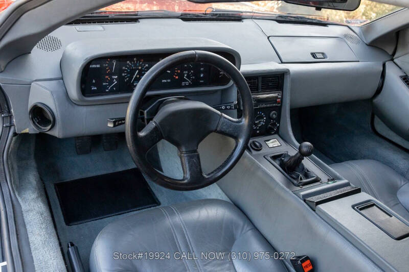 1981 DeLorean DMC-12