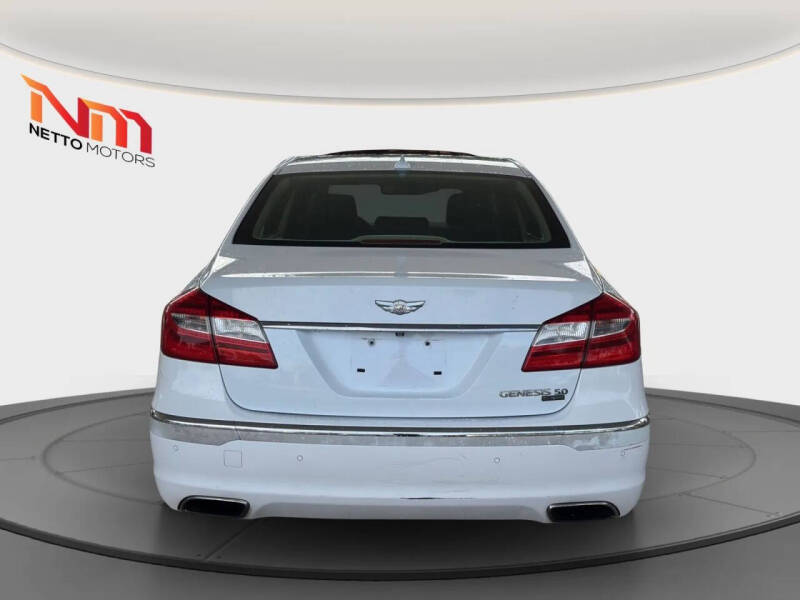 2014 Hyundai Genesis 5.0L R-Spec