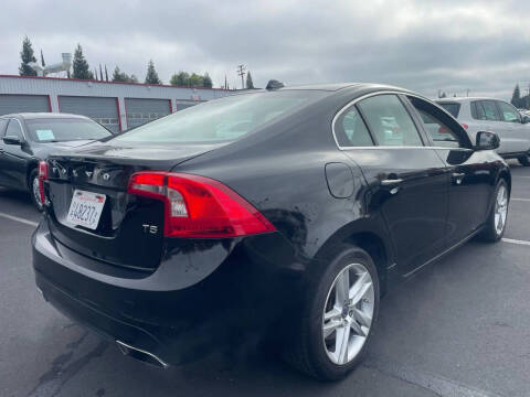 2015 Volvo S60 T5 Drive-E Premier