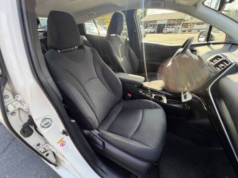 2018 Toyota Prius Three