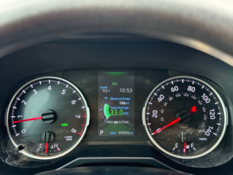 2021 Toyota RAV4 XLE