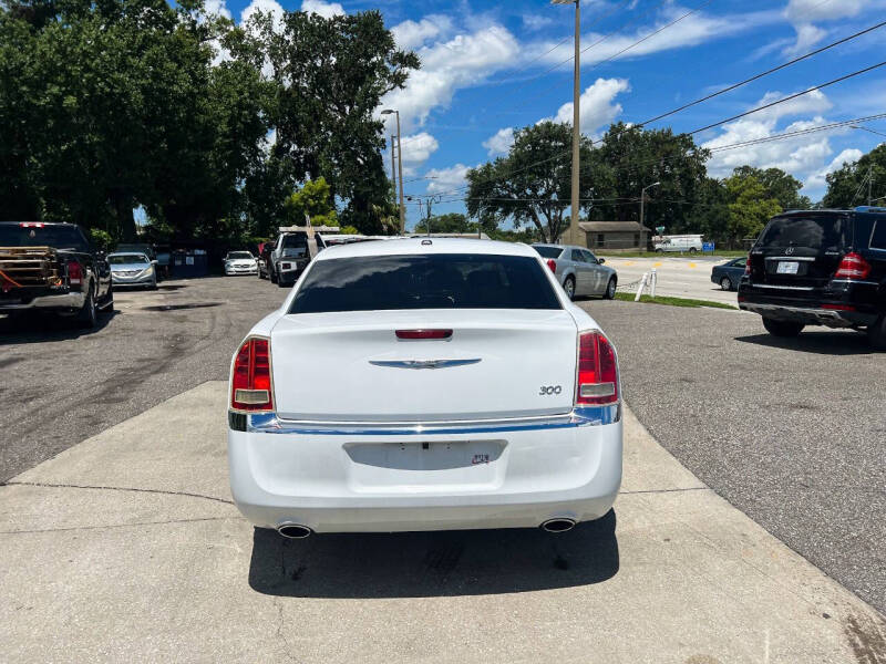 2014 Chrysler 300