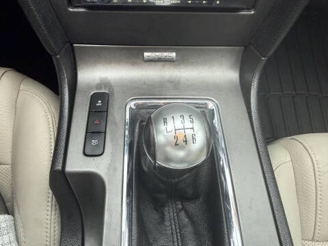 2012 Ford Mustang V6 Premium