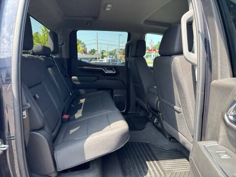 2024 GMC Sierra 1500 Elevation Standard