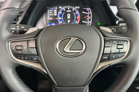 2025 Lexus ES 350