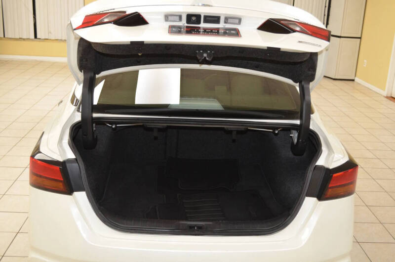 2019 Nissan Altima 2.0 Platinum