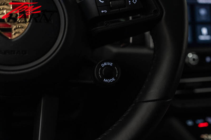 2023 Porsche Macan S